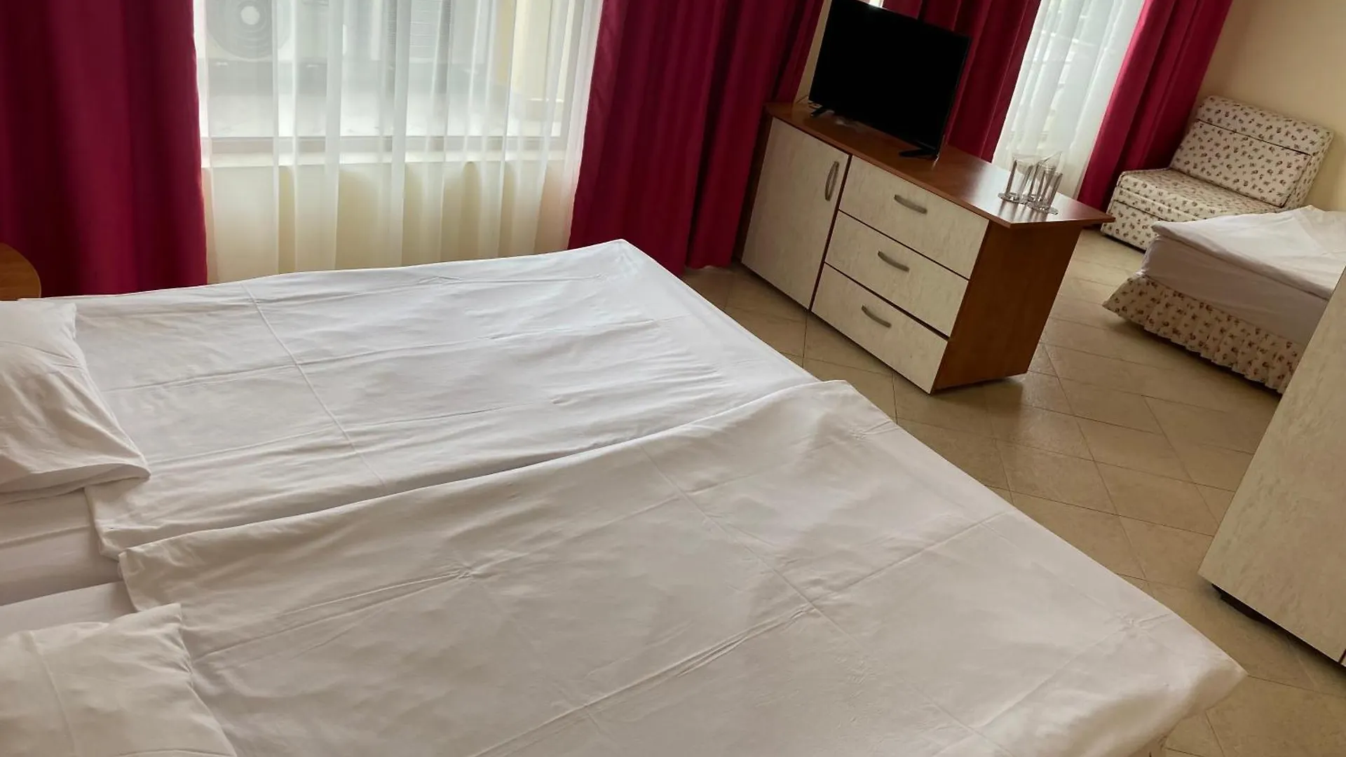 Hotel Atol Slăntjev Brjag 3*,  Bulgarien